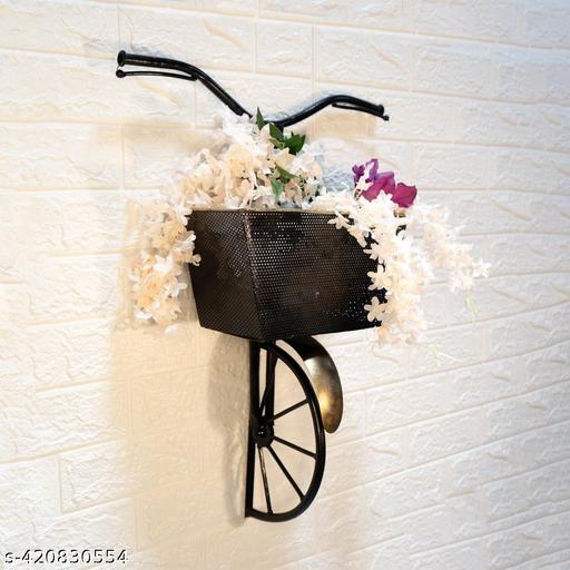 Heritage Bicycle Wall Organizer Planter