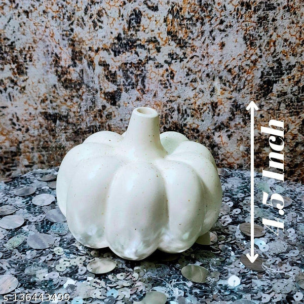 Pumpkin Bloom Ceramic Vase – Minimalist Beige Décor