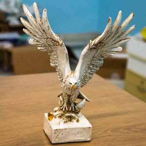 Majestic Eagle Statue – White & Gold Decorative Figurine
