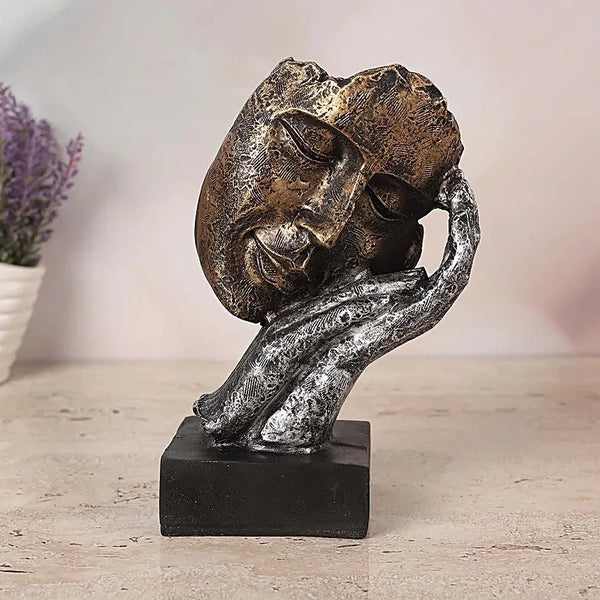 Abstract Resting Face Sculpture – Modern Decorative Accent