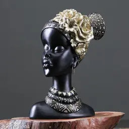 Regal African Queen Bust – Decorative Sculpture