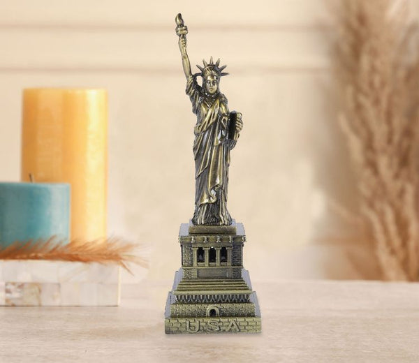 Statue of Liberty Miniature Replica – Decorative Souvenir