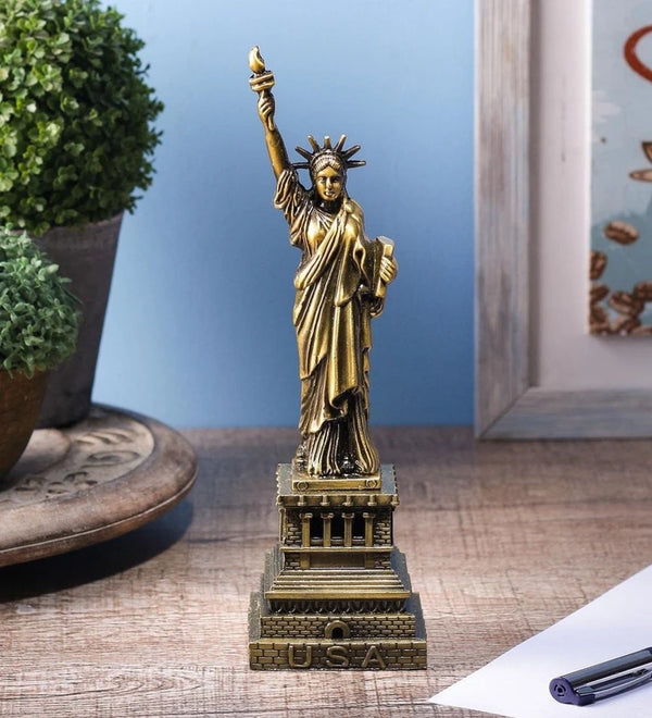 Statue of Liberty Miniature Replica – Decorative Souvenir
