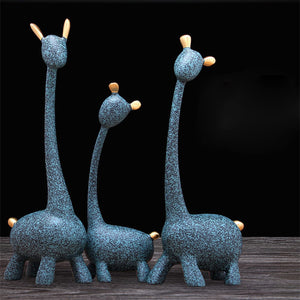 Modern Abstract Giraffe Figurine Set – Decorative Sculptures for Home & Office